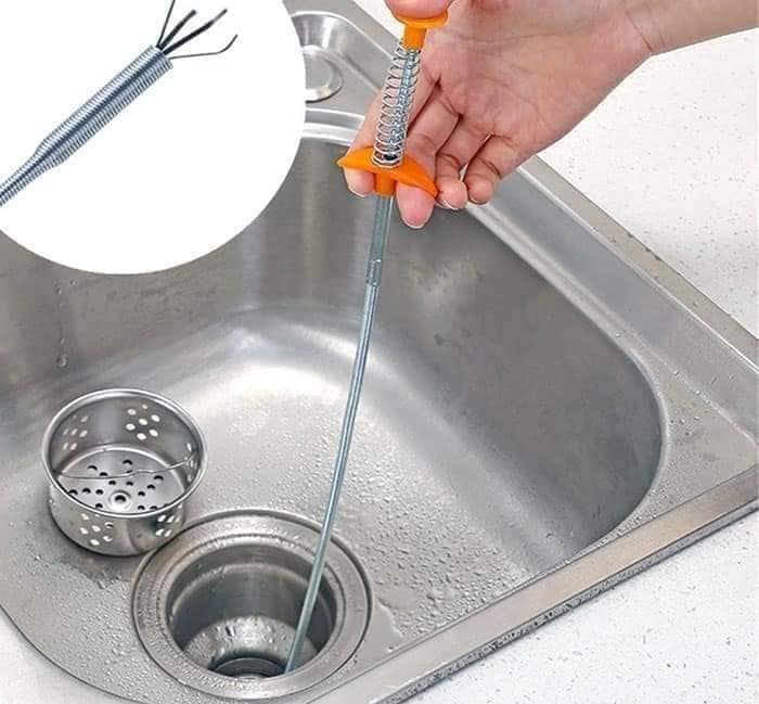 Deboucheur de canalisation flexible a crochet